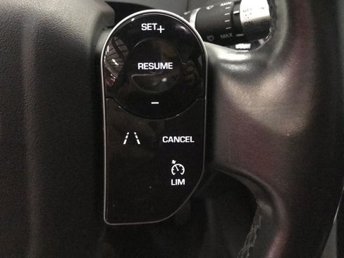 Used 2020 Land Rover Discovery Sport S AWD/4WD image 21