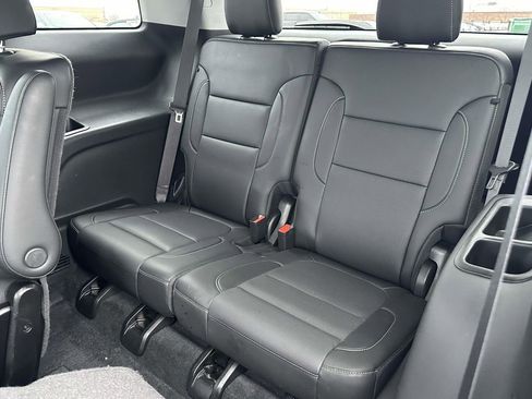 Certified 2021 GMC Acadia SLT w/ Elevation Edition image 12