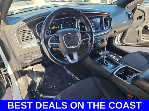 Used 2018 Dodge Charger SXT Plus RWD image 15