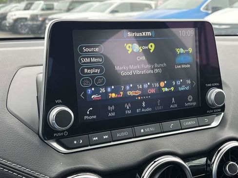 Used 2024 Nissan Sentra SV FWD image 27
