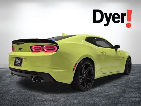 Used 2020 Chevrolet Camaro SS image 6