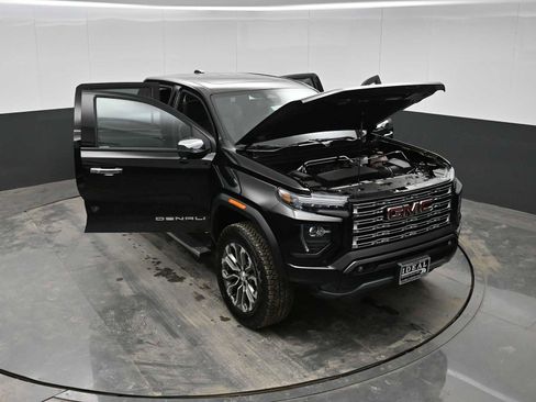 New 2026 GMC Canyon Denali image 38