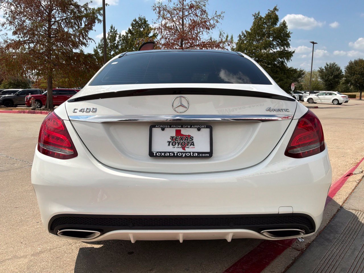 Used 2015 Mercedes-Benz C 400 4MATIC image 7