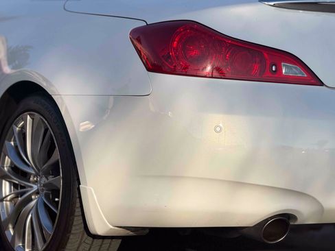 Used 2014 INFINITI Q60 Convertible w/ Premium Package RWD image 14