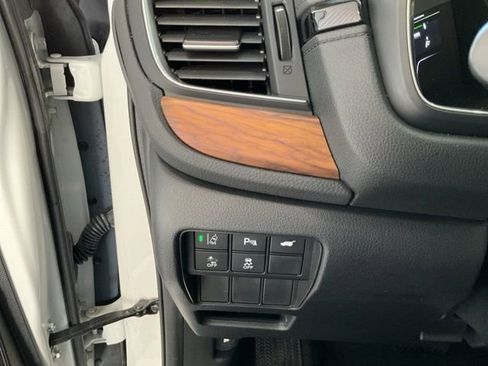 Certified 2021 Honda CR-V Touring image 10