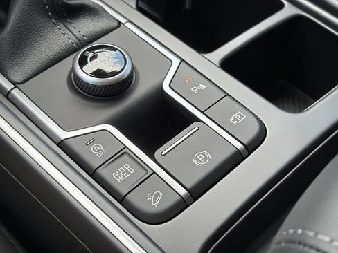 New 2026 Kia Sorento EX FWD image 24
