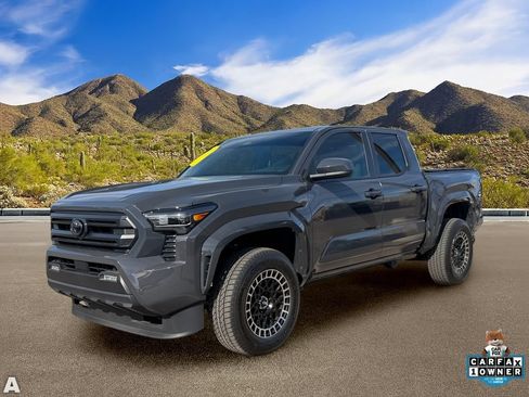 Used 2025 Toyota Tacoma SR5 RWD image 2