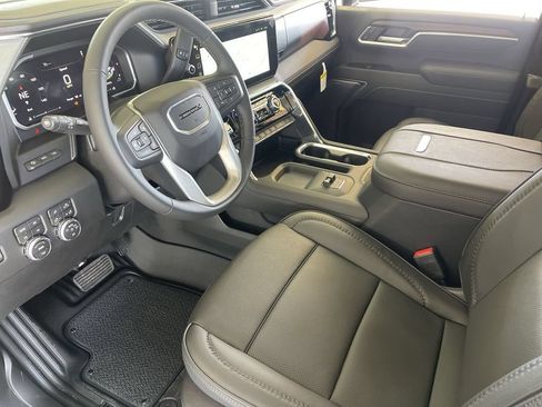 New 2026 GMC Sierra 2500 Denali w/ Denali Reserve Package AWD/4WD image 10
