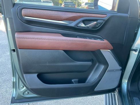 Used 2024 GMC Yukon Denali Ultimate image 11