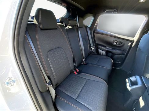 Used 2025 Honda HR-V Sport image 19