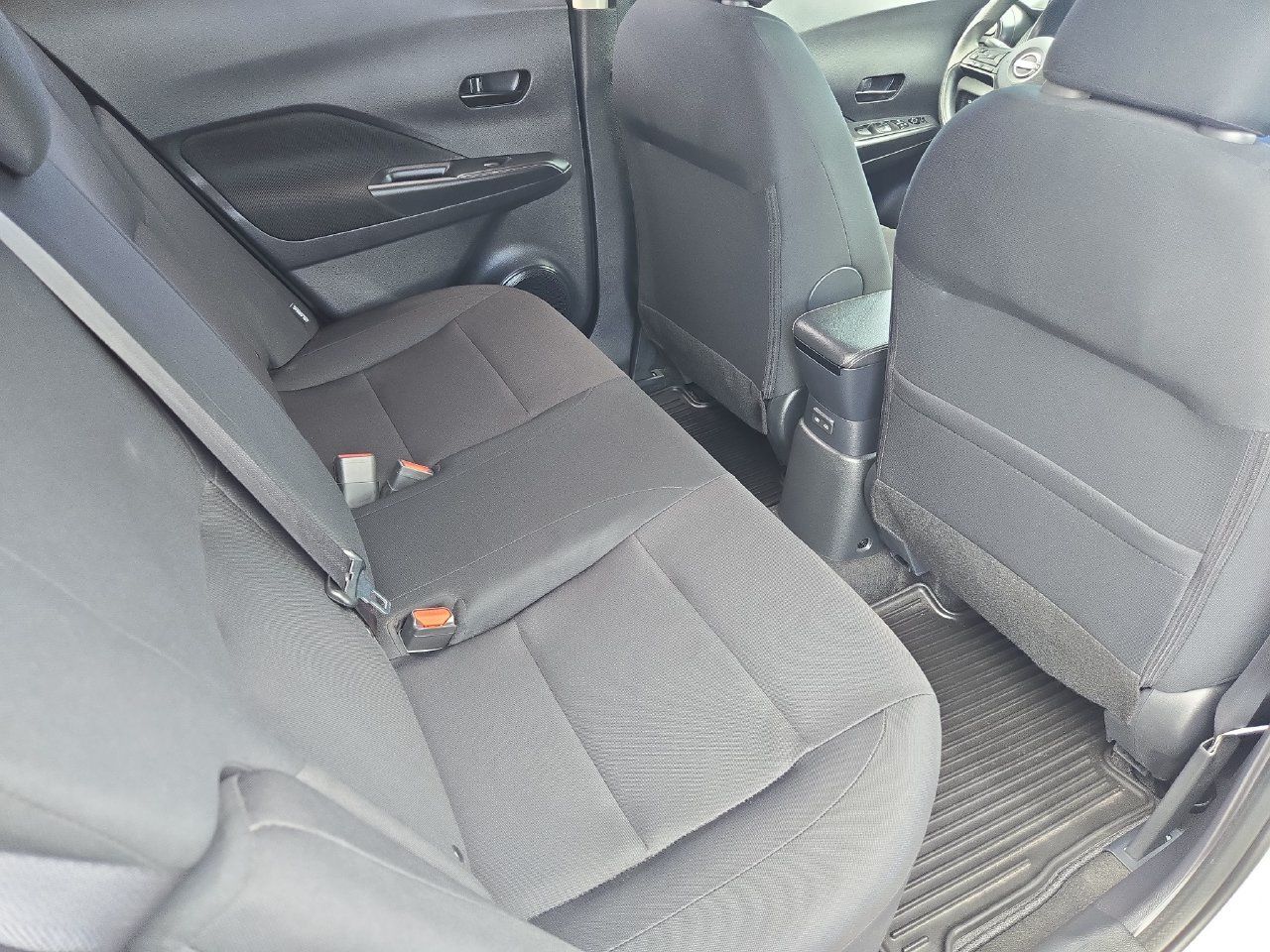 Used 2024 Nissan Kicks S FWD image 11