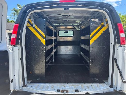 Used 2020 Chevrolet Express 2500 w/ Driver Convenience Package RWD image 15