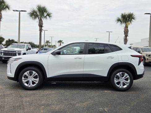 New 2026 Chevrolet Trax LS FWD image 3