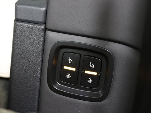 Used 2018 Bentley Bentayga Onyx Edition AWD/4WD image 74