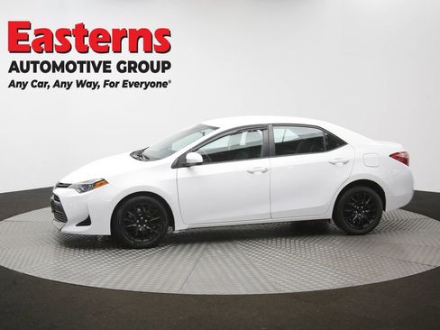 Used 2019 Toyota Corolla LE FWD image 58