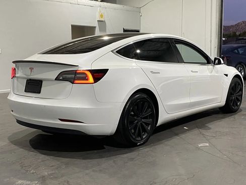 Used 2020 Tesla Model 3 image 4