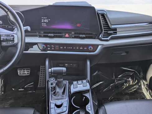 Certified 2025 Kia Sportage X-Pro AWD/4WD image 17