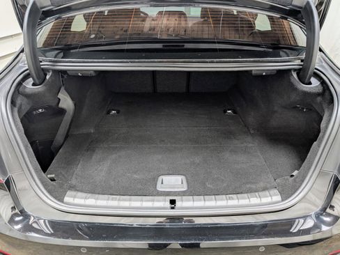 Used 2019 BMW 530e w/ Convenience Package RWD image 18