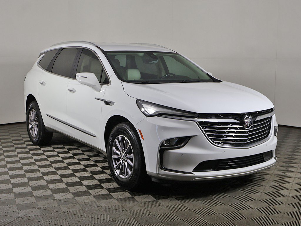 Used 2023 Buick Enclave Essence FWD image 55