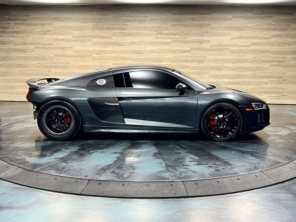 Used 2017 Audi R8 V10 AWD/4WD image 21