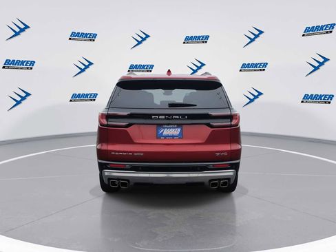 Used 2024 GMC Acadia Denali w/ Super Cruise Package image 7