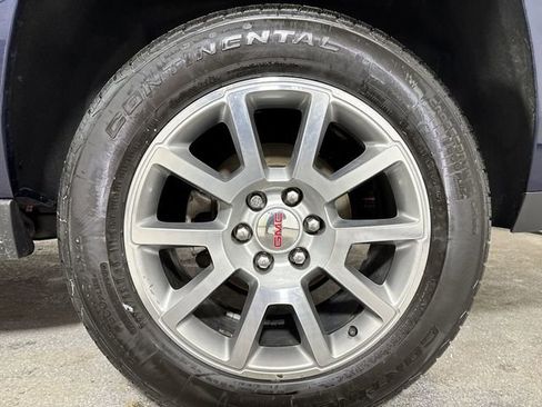 Used 2017 GMC Yukon XL Denali w/ Open Road Package image 5