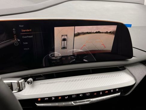 New 2026 Cadillac Optiq Luxury 1 image 16