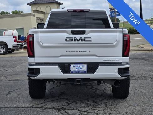 Used 2024 GMC Sierra 2500 Denali Ultimate AWD/4WD image 6