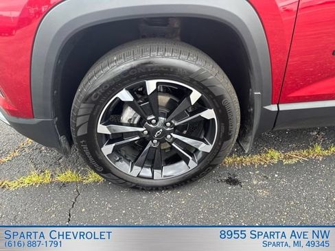 Used 2026 Chevrolet Equinox RS AWD/4WD image 9