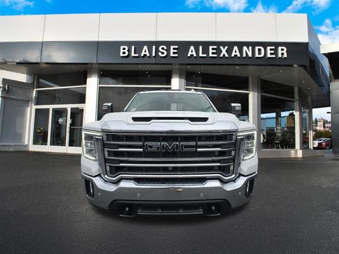 Used 2022 GMC Sierra 2500 SLT w/ SLT Premium Package AWD/4WD image 9