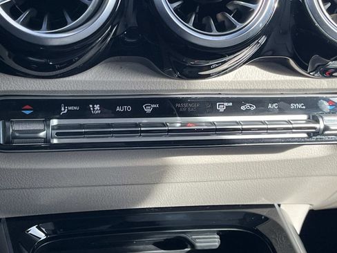 Certified 2025 Mercedes-Benz GLB 250 GLB 250 image 29