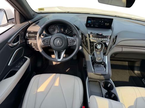 Certified 2025 Acura RDX SH-AWD image 17