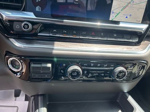 New 2026 Chevrolet Silverado 1500 LTZ w/ LTZ Premium Package AWD/4WD image 26