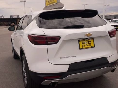 Used 2024 Chevrolet Blazer LT AWD/4WD image 8