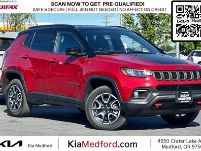 Used 2025 Jeep Compass Trailhawk