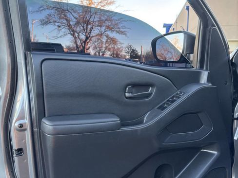 Used 2022 Nissan Frontier S w/ Technology Package image 8