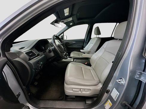 Used 2023 Honda Passport EX-L image 13