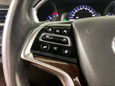 Used 2014 Cadillac SRX Luxury w/ Driver Awareness Package FWD image 9
