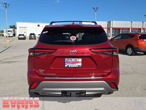 Used 2021 Toyota Highlander Platinum AWD/4WD image 31