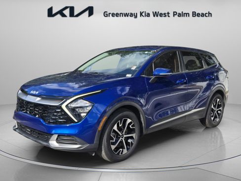Used 2023 Kia Sportage EX FWD image 3