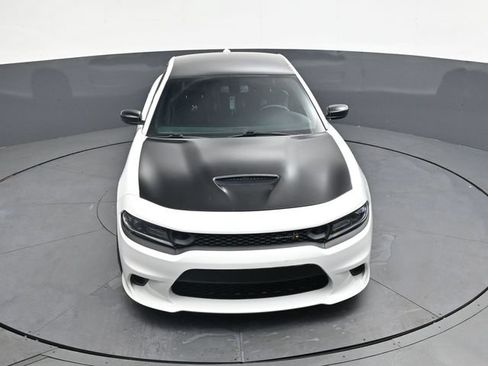Used 2019 Dodge Charger Scat Pack w/ Plus Group RWD image 31