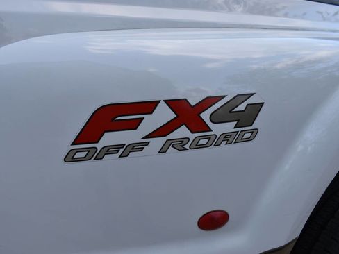 Used 2006 Ford F350 Lariat image 32