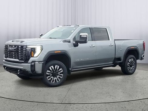 Used 2024 GMC Sierra 3500 Denali Ultimate AWD/4WD image 1