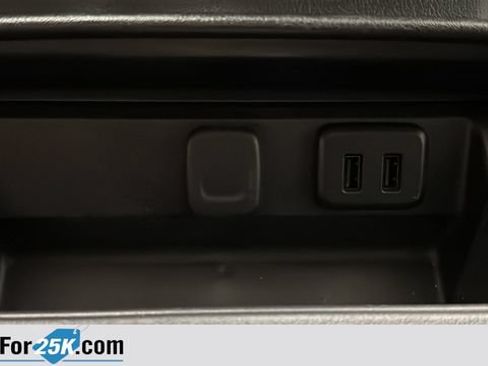 Used 2016 Chevrolet Suburban LTZ AWD/4WD image 36