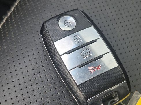 Used 2015 Kia Sorento SX image 36