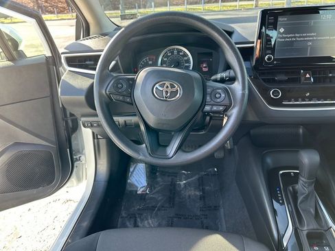 Certified 2022 Toyota Corolla LE image 21