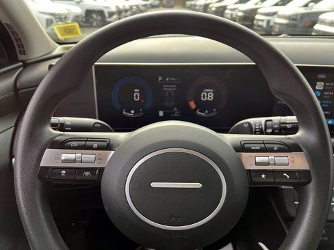 Certified 2025 Hyundai Tucson SE image 26