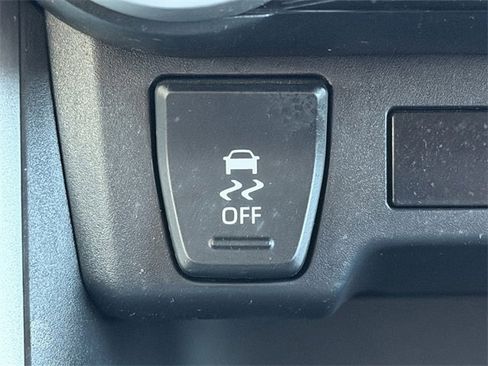 Used 2023 Toyota RAV4 LE image 38