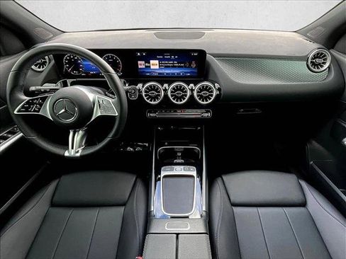 Used 2026 Mercedes-Benz GLA 250 image 16
