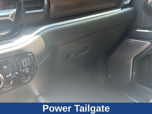 Certified 2023 Chevrolet Silverado 1500 High Country w/ Z71 Off-Road Package AWD/4WD image 18